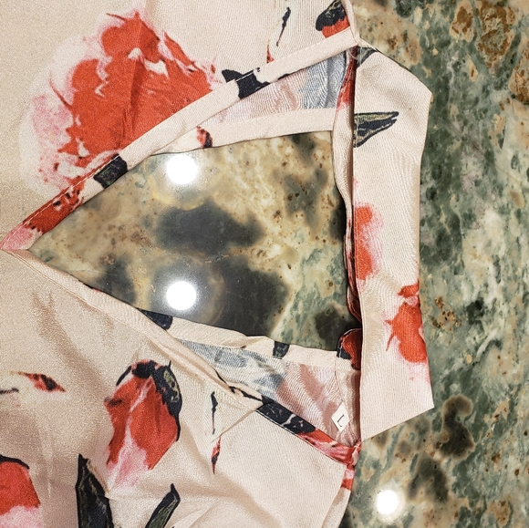 Top - Picture 3 of 5